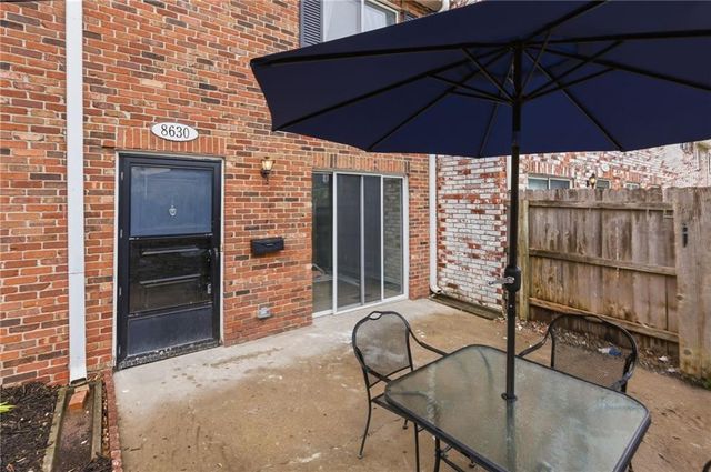 8630 W 85TH Street, Overland Park, KS 66212