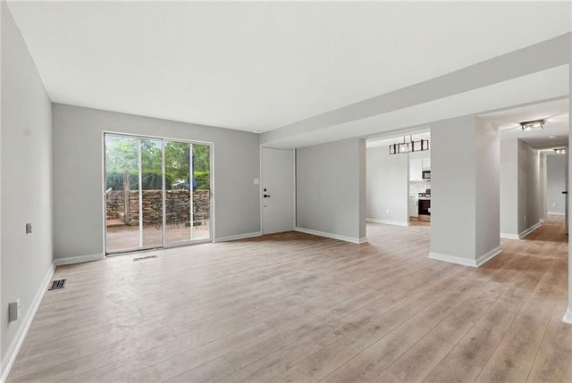 8630 W 85TH Street, Overland Park, KS 66212
