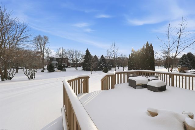 6884 Haymarket Street, Shelby Twp, MI 48317