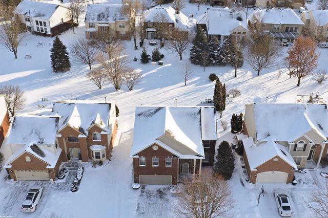 6884 Haymarket Street, Shelby Twp, MI 48317