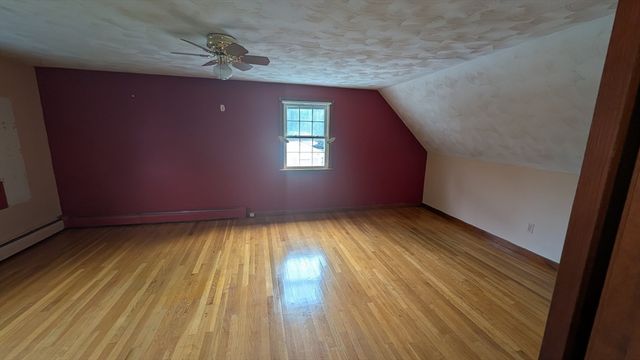 7 Charlotte Dr, Bristol, RI 02809