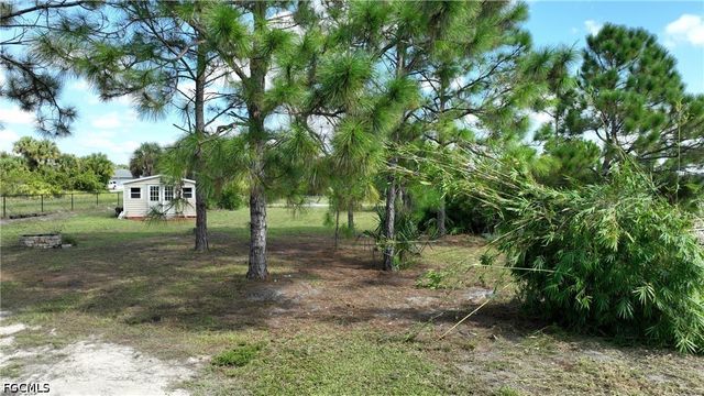 3020 62nd ST W, Lehigh Acres, FL 33971