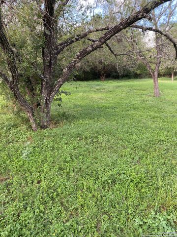 5365 Mount Helen, San Antonio, TX 78251