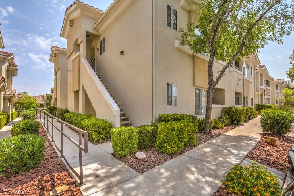 1510 Ruby Cliffs Lane 101, Las Vegas, NV 89144 — photo 3