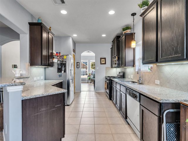 2001 Troon Drive, La Porte, TX 77571