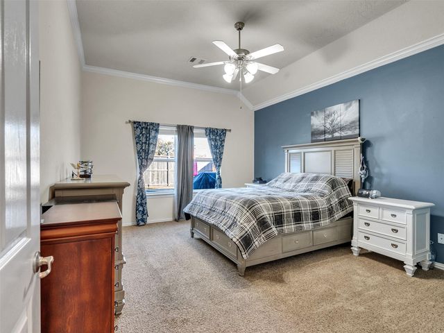 2001 Troon Drive, La Porte, TX 77571