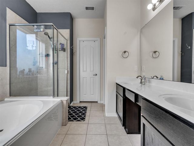 2001 Troon Drive, La Porte, TX 77571