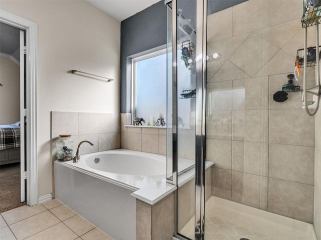 2001 Troon Drive, La Porte, TX 77571