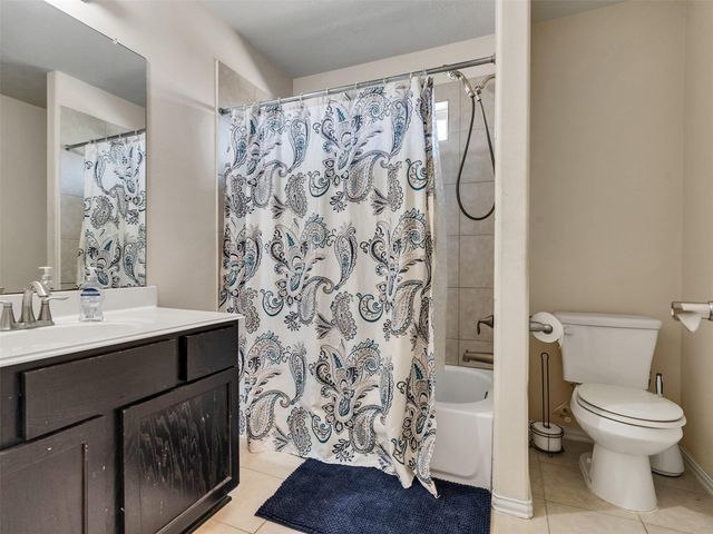 2001 Troon Drive, La Porte, TX 77571