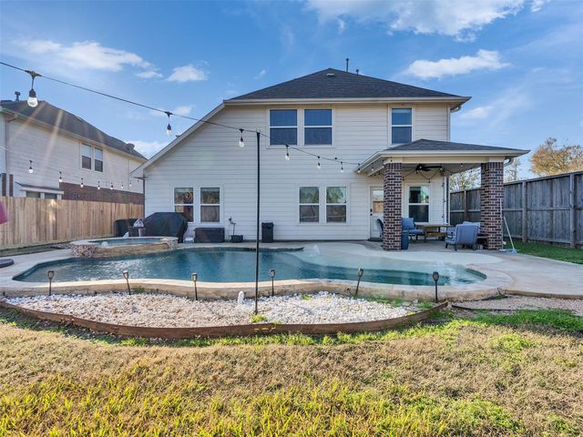 2001 Troon Drive, La Porte, TX 77571