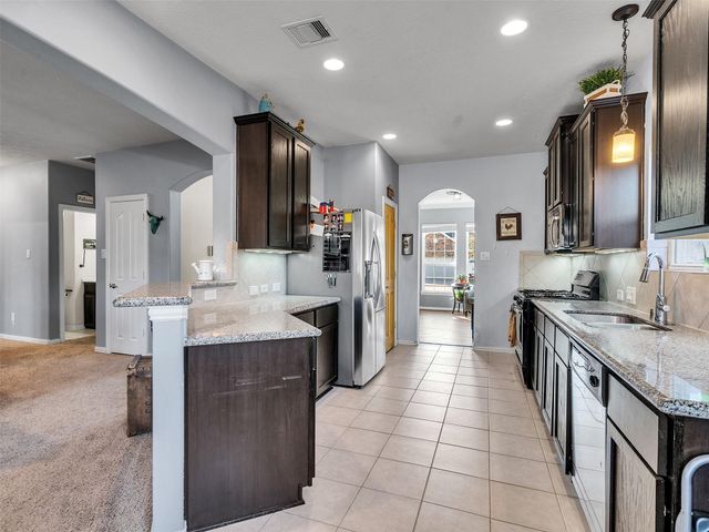 2001 Troon Drive, La Porte, TX 77571