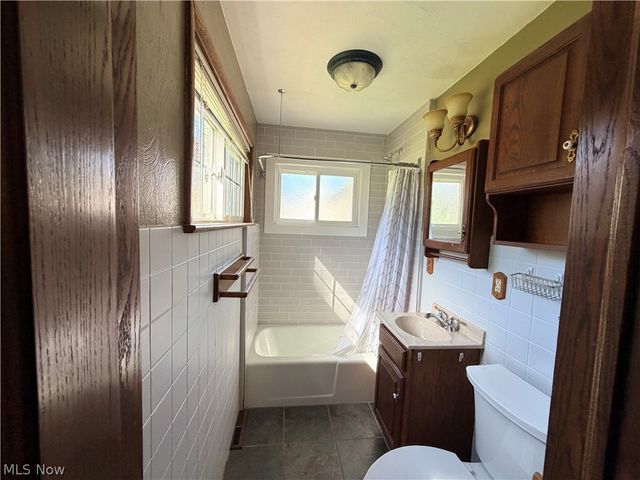 4102 Leewood Road, Stow, OH 44224