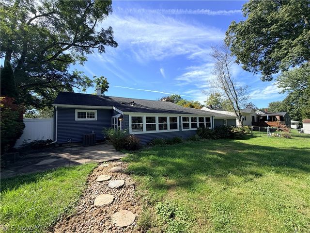 4102 Leewood Road, Stow, OH 44224