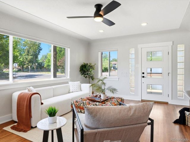 1200 Jasmine St, Denver, CO 80220