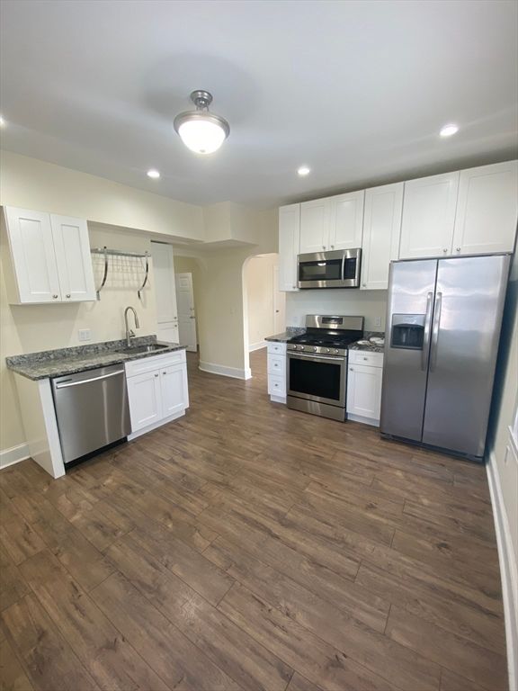 3 Orchard St 3, Newton, MA 02458