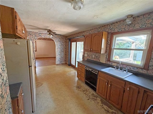 127 65th Street, Niagara Falls, NY 14304