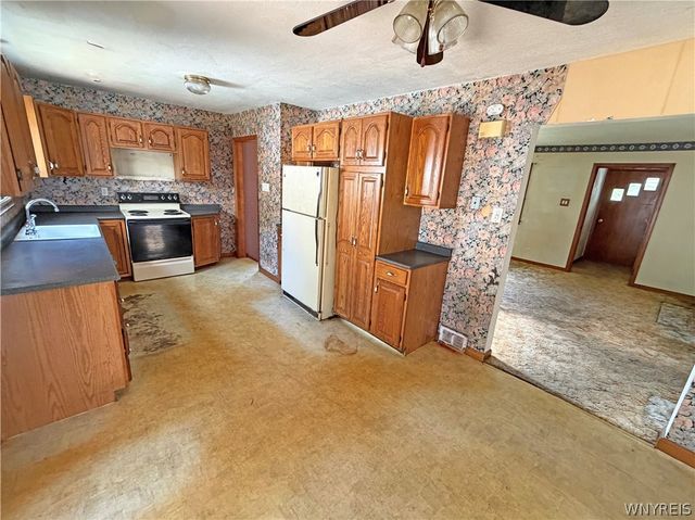 127 65th Street, Niagara Falls, NY 14304