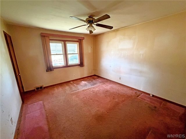 127 65th Street, Niagara Falls, NY 14304