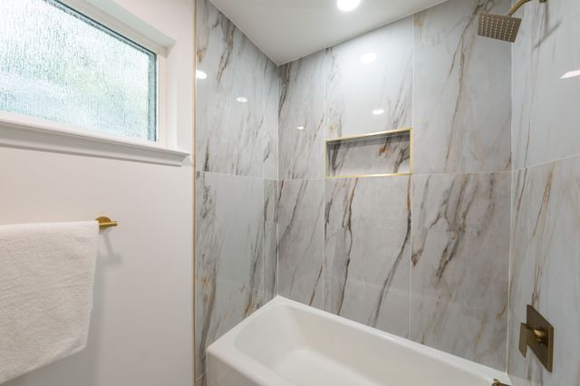 3905 Shady Valley Drive, Arlington, TX 76013