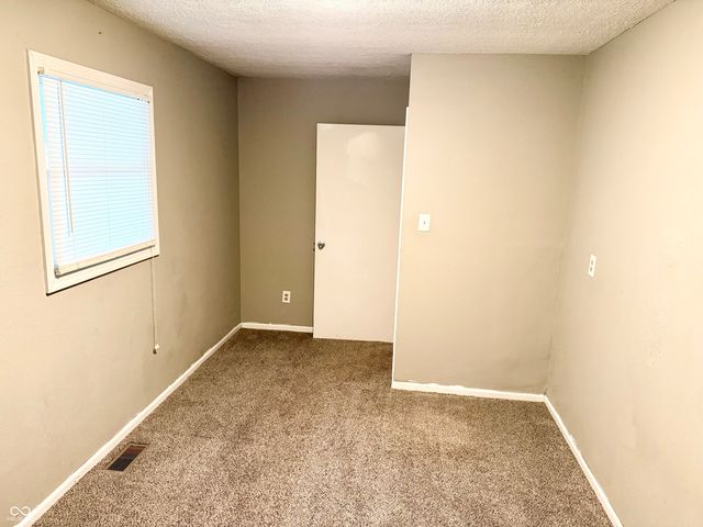 1713 Sycamore Drive, Plainfield, IN 46168