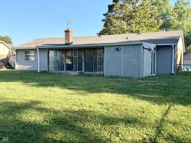 1713 Sycamore Drive, Plainfield, IN 46168