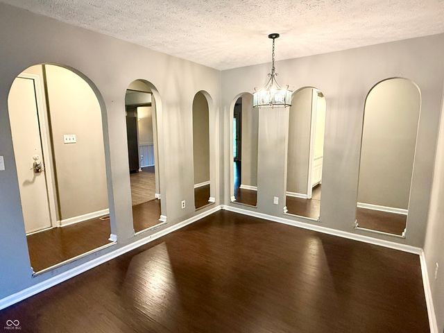 1713 Sycamore Drive, Plainfield, IN 46168