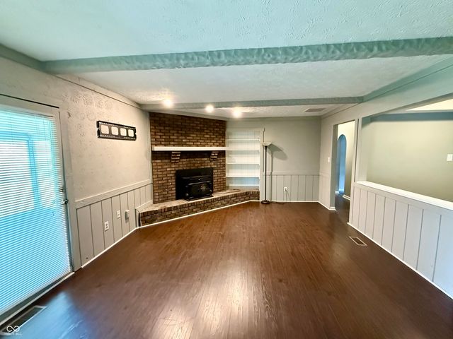 1713 Sycamore Drive, Plainfield, IN 46168