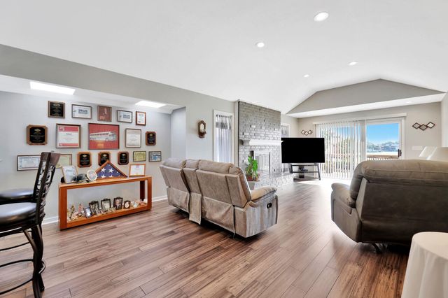 3105 W Keywest Ct, Wichita, KS 67204