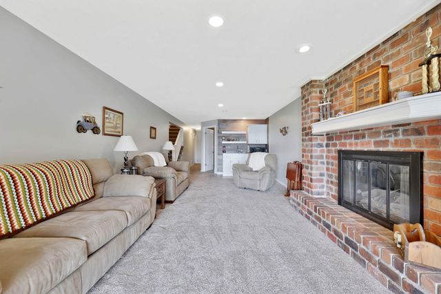 3105 W Keywest Ct, Wichita, KS 67204