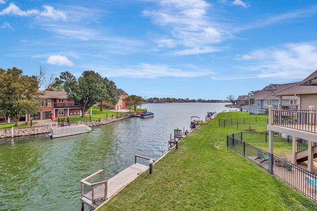 3105 W Keywest Ct, Wichita, KS 67204