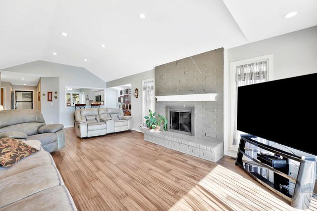 3105 W Keywest Ct, Wichita, KS 67204