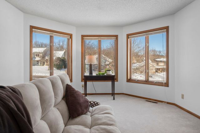 6724 Timber Crest Drive, Maple Grove, MN 55311