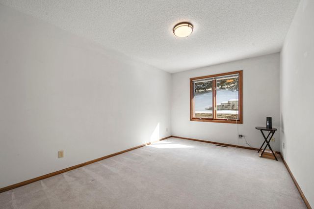 6724 Timber Crest Drive, Maple Grove, MN 55311