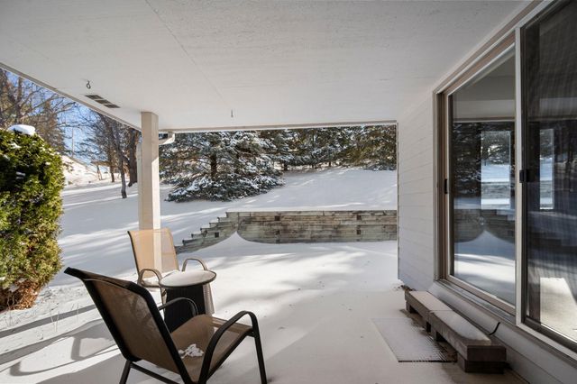 6724 Timber Crest Drive, Maple Grove, MN 55311