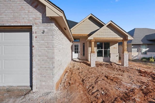 4908 Misty Wood Lane, Mustang, OK 73064