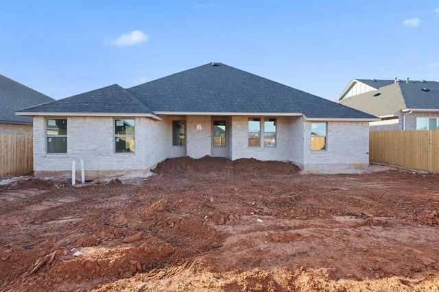4908 Misty Wood Lane, Mustang, OK 73064