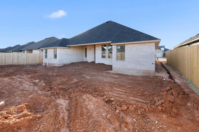 4908 Misty Wood Lane, Mustang, OK 73064
