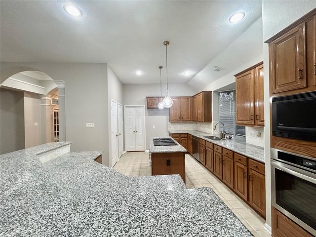 16807 Laguna Springs Drive, Houston, TX 77095