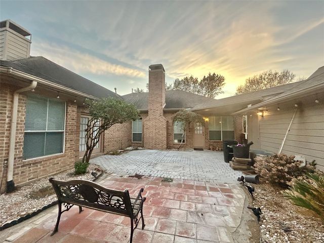 16807 Laguna Springs Drive, Houston, TX 77095