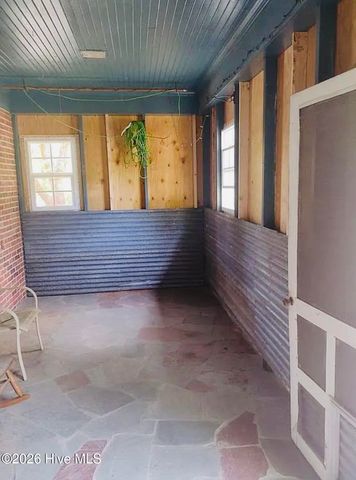 1001 W Main Street, Williamston, NC 27892