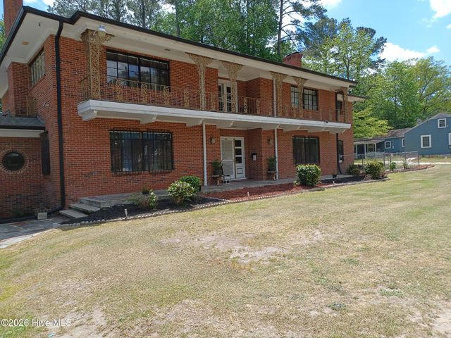 1001 W Main Street, Williamston, NC 27892