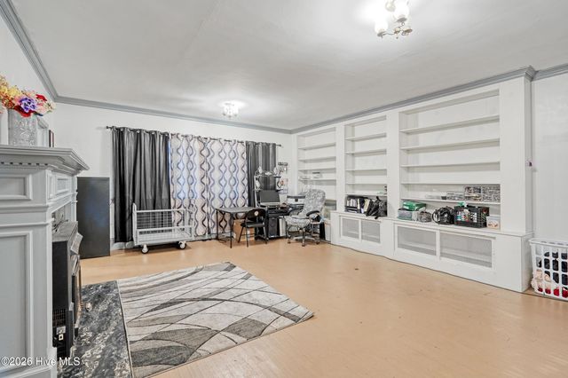 1001 W Main Street, Williamston, NC 27892