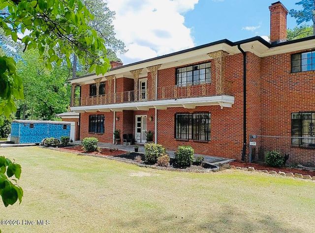 1001 W Main Street, Williamston, NC 27892