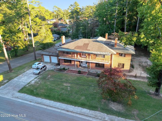 1001 W Main Street, Williamston, NC 27892