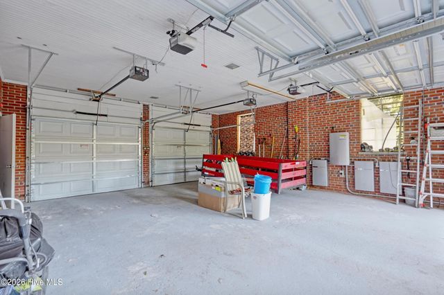 1001 W Main Street, Williamston, NC 27892