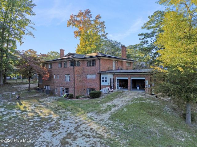 1001 W Main Street, Williamston, NC 27892