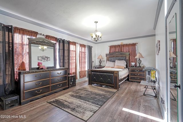 1001 W Main Street, Williamston, NC 27892