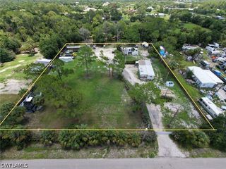 8219 Bartholomew DR, North Fort Myers, FL 33917