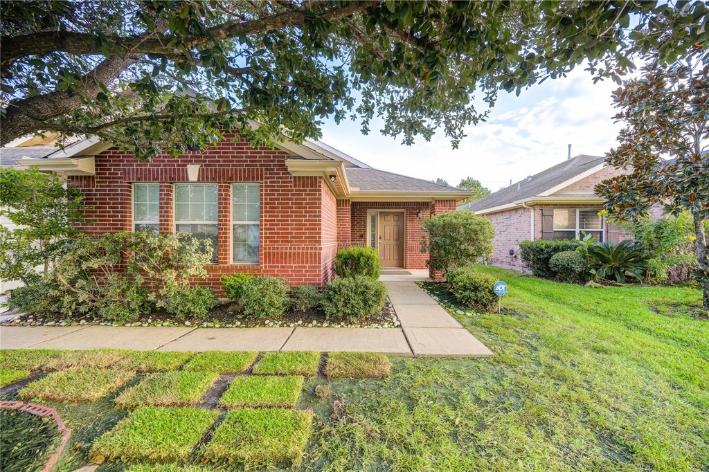 16211 Peach Bluff Lane, Cypress, TX 77429