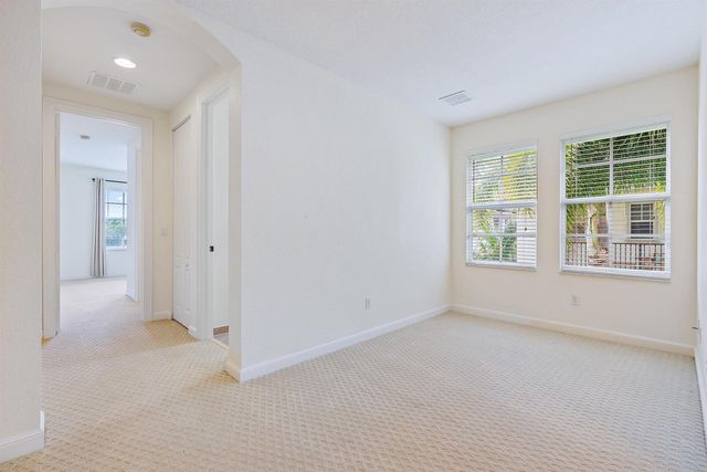 1058 Vintner Boulevard, Palm Beach Gardens, FL 33410